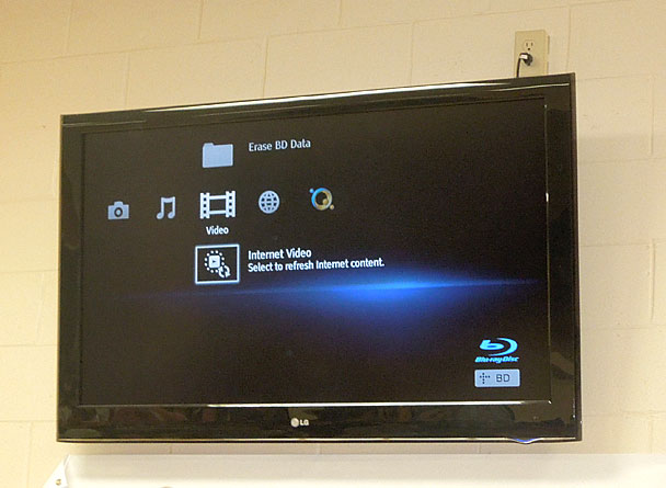 TV/DVD Unit at Valley View